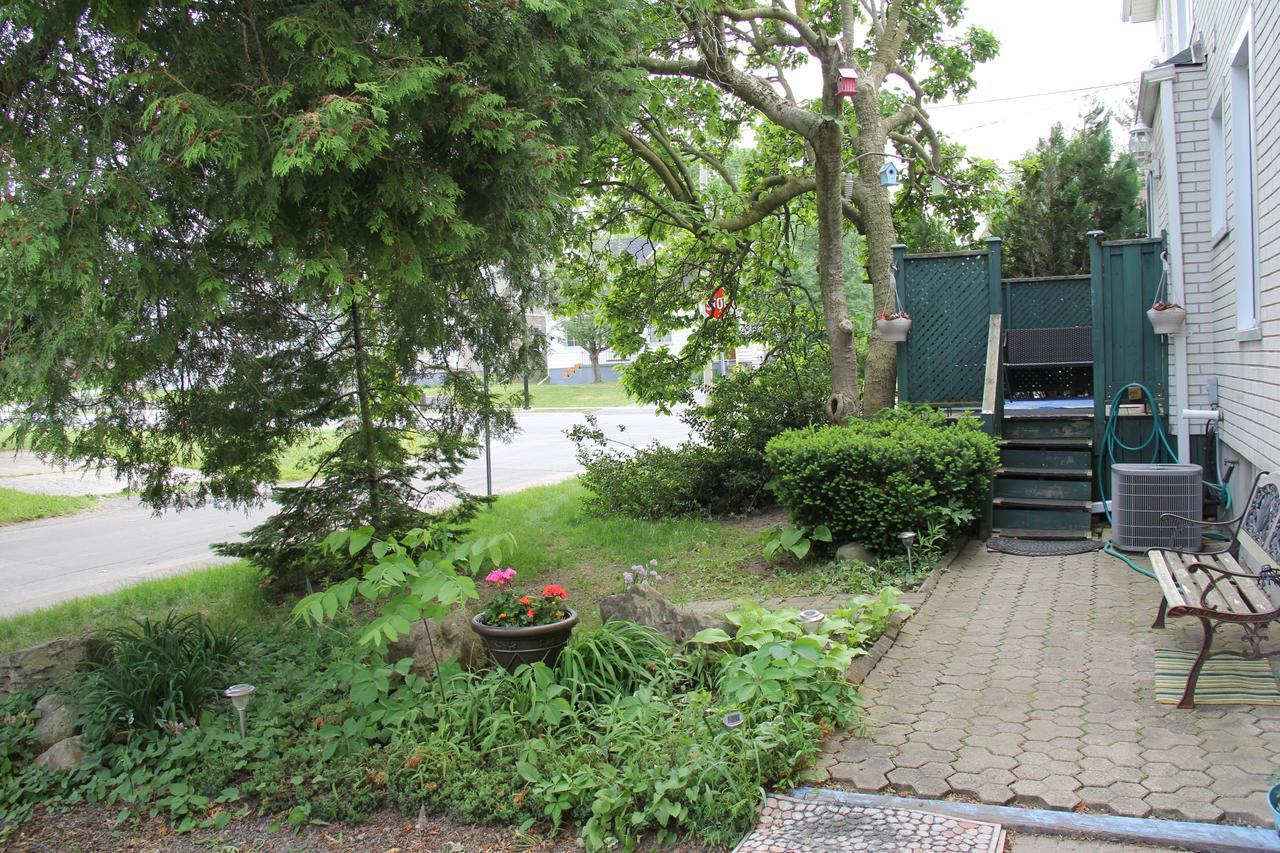 Cozy House B&B Niagara Falls Eksteriør billede